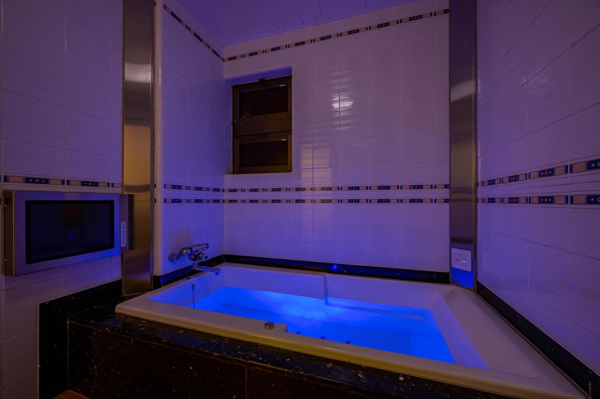 Hotel Mobilia (Adults Only) Tsurugashima Esterno foto