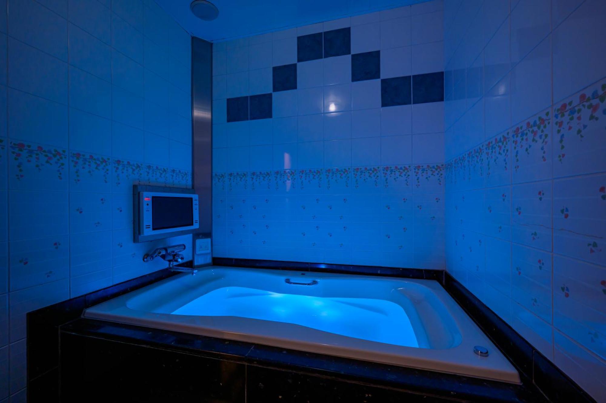 Hotel Mobilia (Adults Only) Tsurugashima Esterno foto