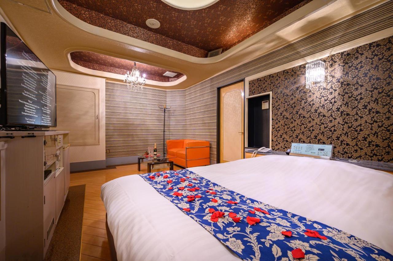 Hotel Mobilia (Adults Only) Tsurugashima Esterno foto